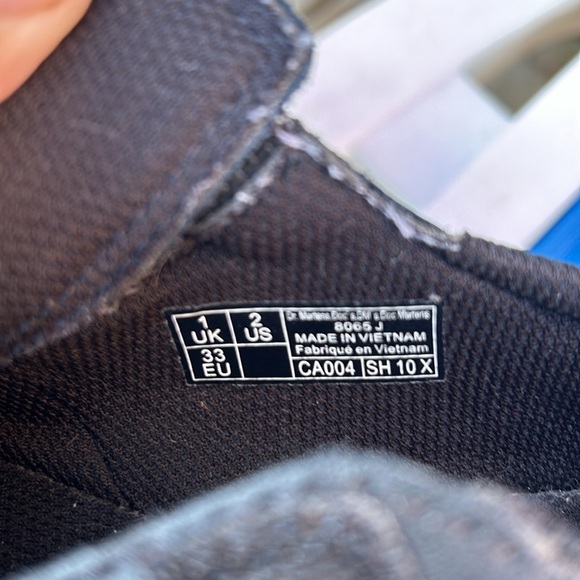 Girls Dr. Martens - Picture 4 of 7